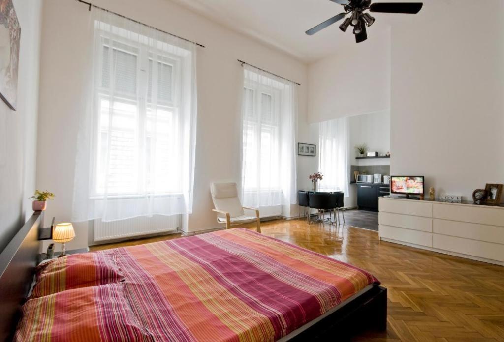 Balcony Apartment Budapest Exterior foto