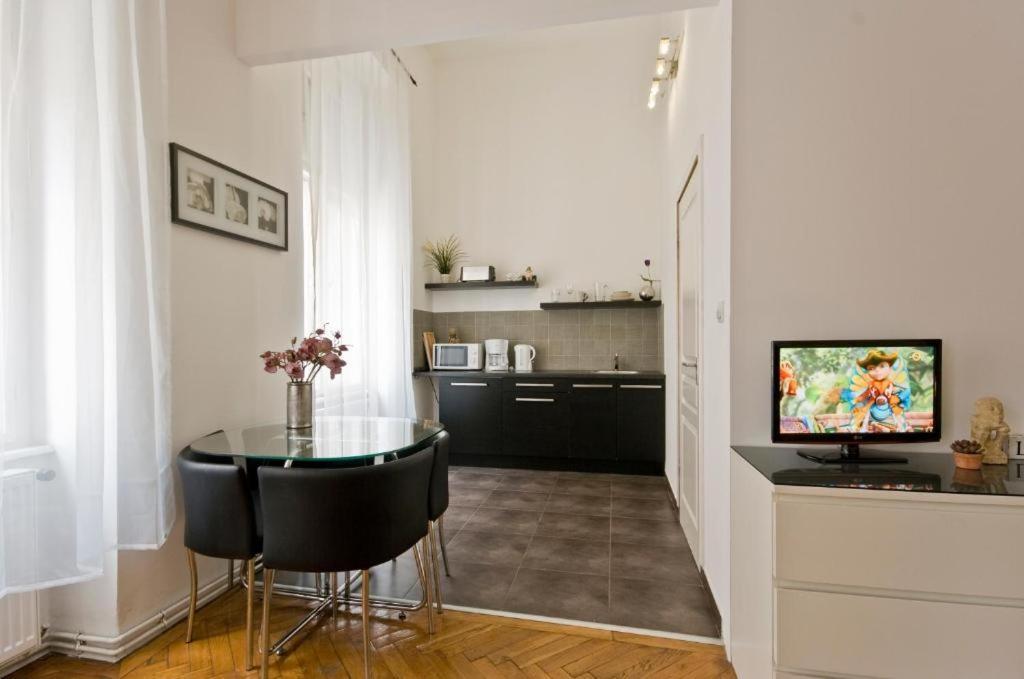 Balcony Apartment Budapest Exterior foto